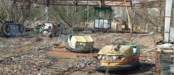 Pripyat_-_Bumper_cars3.jpg