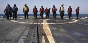 us-navy-usn-sailors-perform-a-foreign-object-debris-fod-walk-down-in-the-landing-b36372-1024.jpg