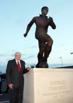 0_A-statue-to-former-Boro-player-George-Camsell-is-unveiled-outside-Middlesbroughs-Riverside-S...jpg