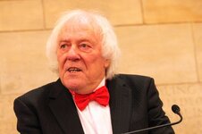 DMR_NEC_210916gibbo_02.jpg