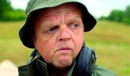 toby jones.jpg